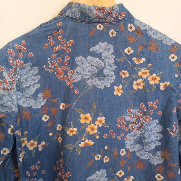 Vintage Liz Claiborne Floral Chambray Button Up Blouse-Petite Small-90s-Cottage - Picture 5 of 8